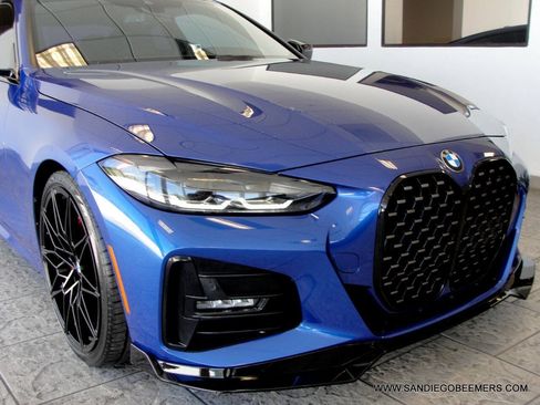 Used 2023 BMW 430i Coupe w/ M Sport Package RWD image 43