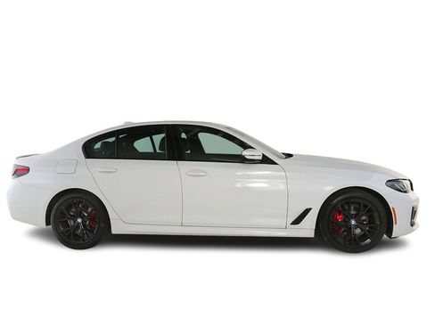 Used 2023 BMW 530i xDrive w/ M Sport Package AWD/4WD image 11