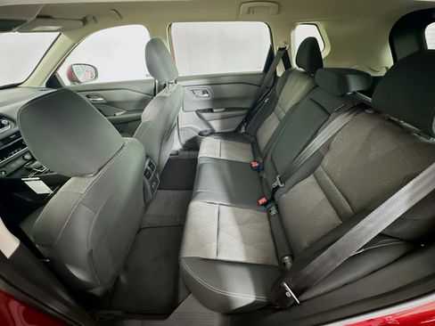 Used 2026 Nissan Rogue SV image 27