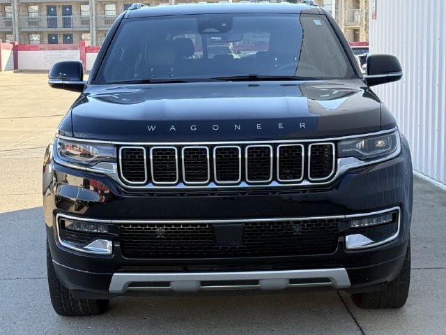 Used 2024 Jeep Wagoneer L Series II w/ Flexible Seating Group RWD image 7