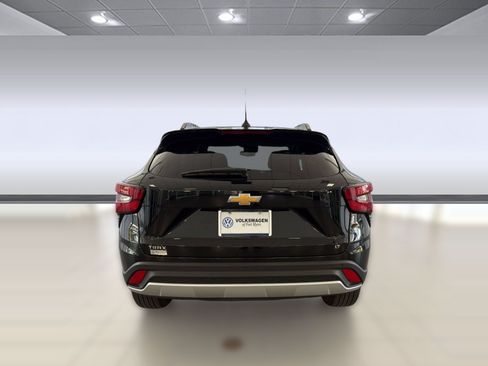 Used 2024 Chevrolet Trax LT w/ Driver Confidence Package FWD image 10