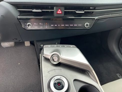Used 2024 Kia EV6 Wind w/ Wind Technology Package AWD/4WD image 20