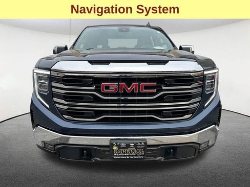 Certified 2022 GMC Sierra 1500 SLT w/ SLT Premium Package image 5