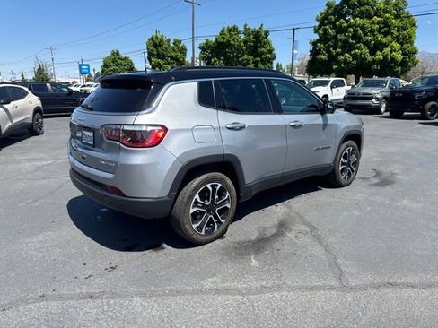 Used 2024 Jeep Compass Limited AWD/4WD image 4