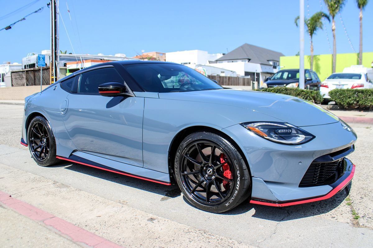 Used 2024 Nissan Z NISMO w/ Floor Mat Package RWD image 8