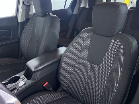 Certified 2017 GMC Terrain SLE w/ Convenience Package image 9