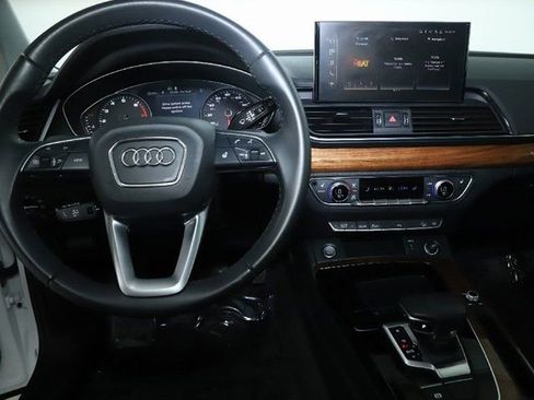 Used 2023 Audi Q5 2.0T Premium w/ Convenience Package AWD/4WD image 30