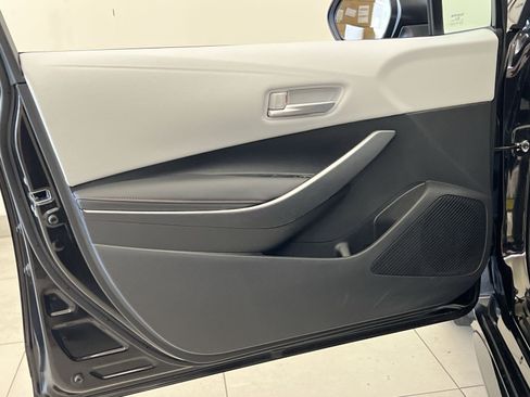 Used 2023 Toyota Corolla SE w/ Carpet Mat Package (TMS) FWD image 38