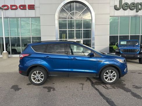 Used 2018 Ford Escape SEL image 4