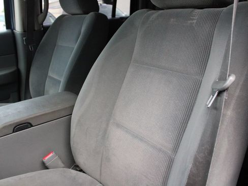 Used 2004 Dodge Durango SLT AWD/4WD image 5