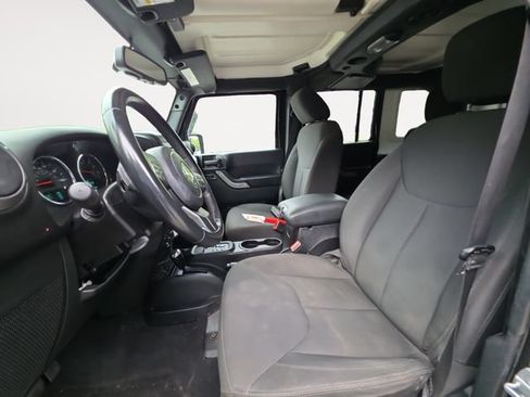Used 2015 Jeep Wrangler Unlimited Sport w/ Quick Order Package 24S AWD/4WD image 9
