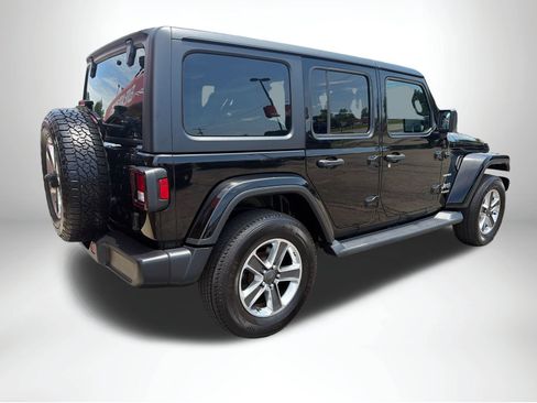 Used 2020 Jeep Wrangler Unlimited Sahara AWD/4WD image 6