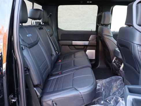 New 2026 Ford F350 Platinum w/ FX4 Off-Road Package image 39