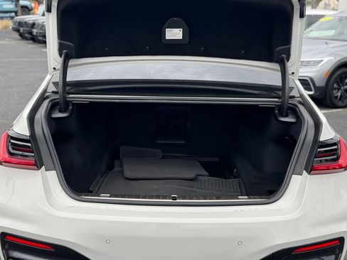 Used 2021 BMW 740i w/ M Sport Package RWD image 19