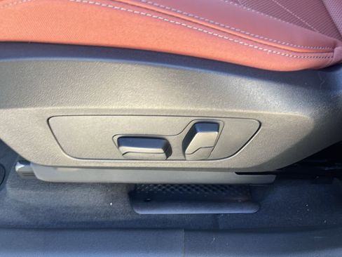 New 2026 BMW X1 xDrive28i w/ Technology Package image 15