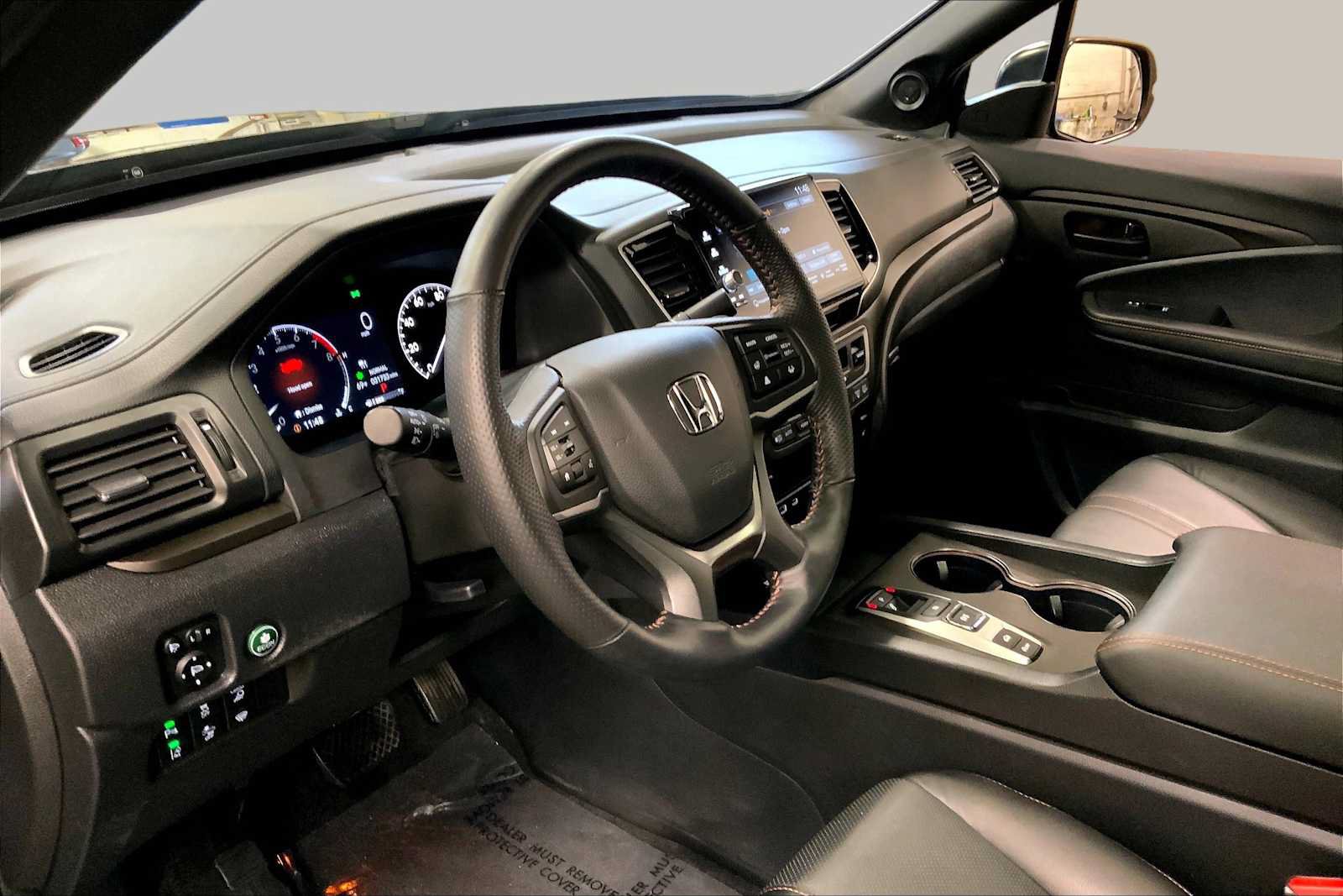 Used 2025 Honda Ridgeline TrailSport image 17