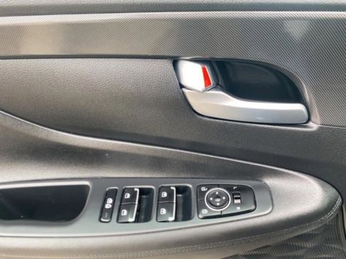 Used 2023 Hyundai Santa Fe SEL image 14