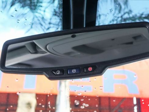 Used 2018 GMC Sierra 1500 SLT image 28