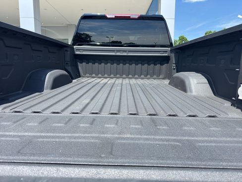 Used 2024 Chevrolet Silverado 2500 Custom w/ Custom Convenience Package AWD/4WD image 7