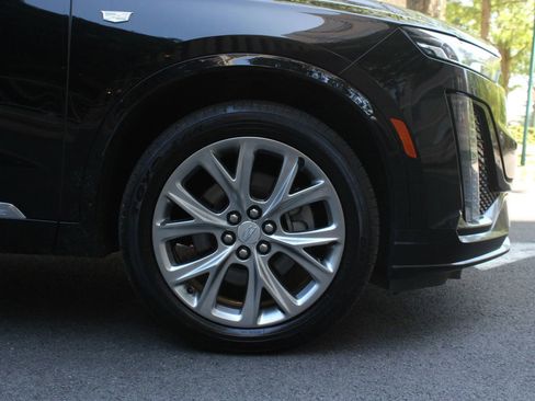 Used 2020 Cadillac XT6 Sport image 4