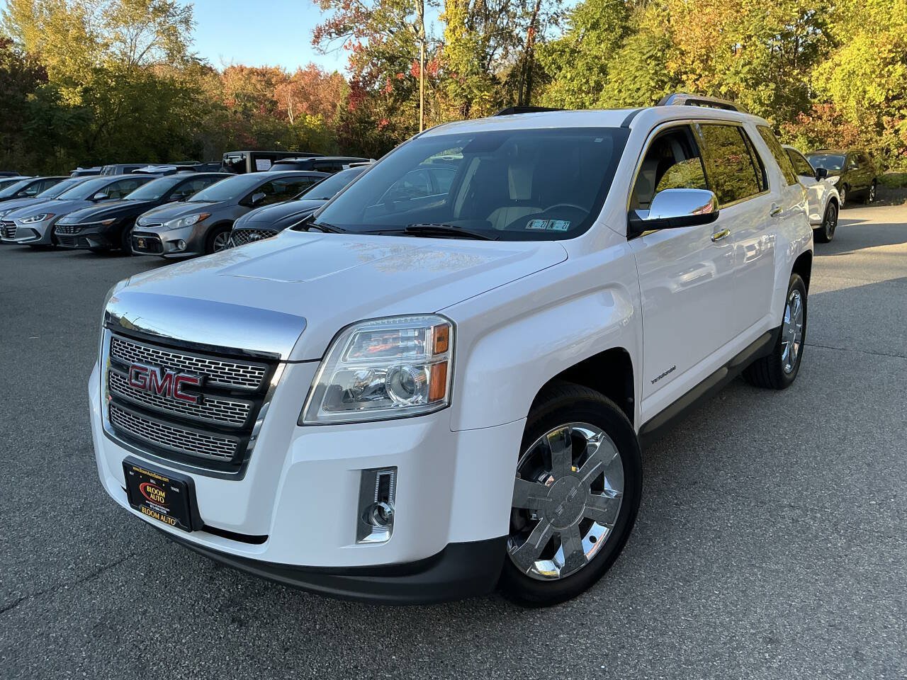 Used 2012 GMC Terrain SLT w/ Chrome and Technology Package AWD/4WD image 1