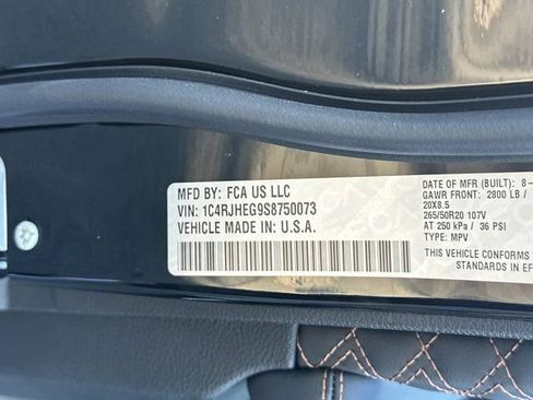 New 2025 Jeep Grand Cherokee Summit w/ Luxury Tech Group V image 29