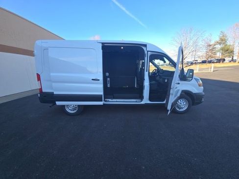 New 2026 Ford Transit 250 148 Medium Roof Extended AWD w/ Load Area Protection Package image 10