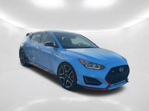 Used 2022 Hyundai Veloster N FWD image 3