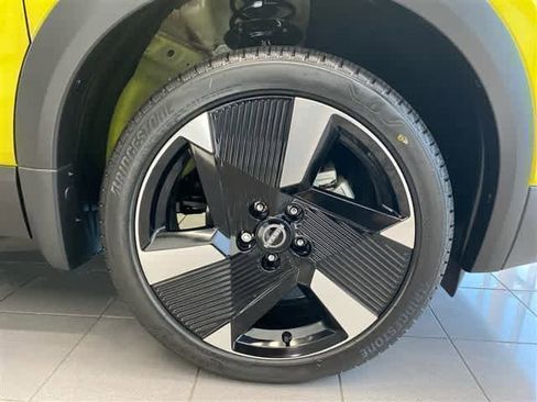 New 2025 Nissan Kicks SR image 57