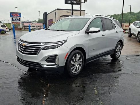 Used 2022 Chevrolet Equinox Premier FWD image 3