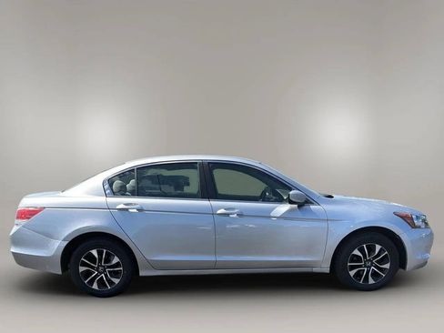 Used 2009 Honda Accord LX-P image 8