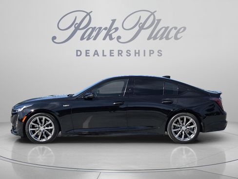 Used 2023 Cadillac CT5 V w/ Premium Package RWD image 2