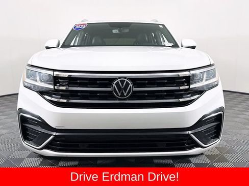Used 2020 Volkswagen Atlas Cross Sport SE w/ Panoramic Sunroof Package FWD image 2