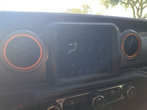 Used 2022 Jeep Gladiator Mojave w/ Trailer Tow Package image 22