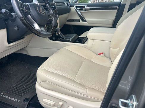 Certified 2023 Lexus GX 460 Premium w/ Premium Package AWD/4WD image 5