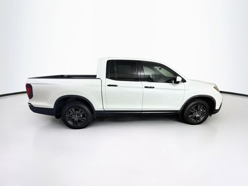 Used 2020 Honda Ridgeline Sport image 10