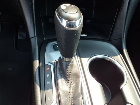 Used 2020 Chevrolet Equinox Premier AWD/4WD image 9