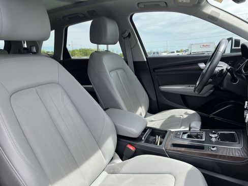 Used 2018 Audi Q5 Prestige w/ Prestige Package image 35