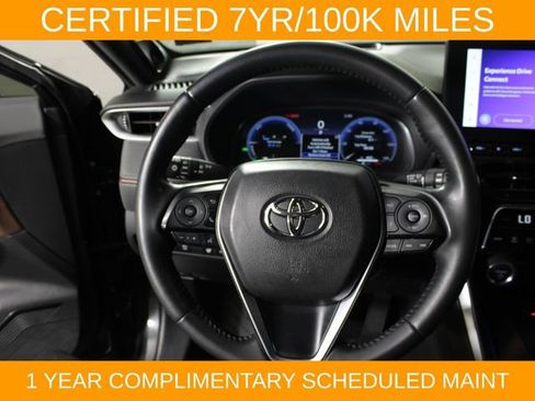 Used 2024 Toyota Venza Limited AWD/4WD image 20