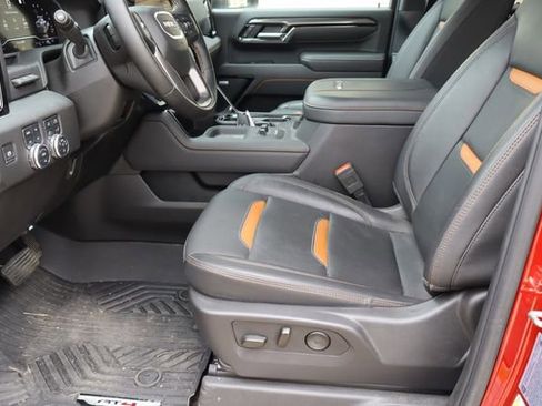 Used 2025 GMC Sierra 2500 AT4 w/ AT4 Premium Plus Package AWD/4WD image 16