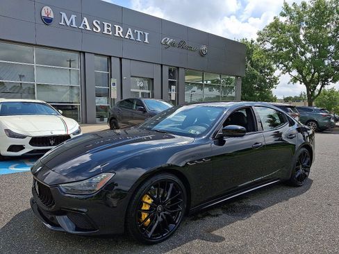Used 2022 Maserati Ghibli Modena Q4 image 1