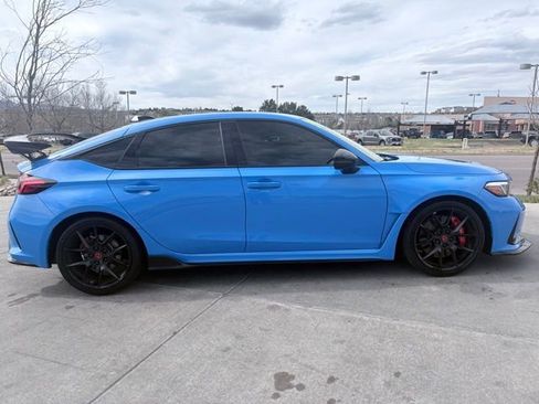 Used 2024 Honda Civic Type R image 9