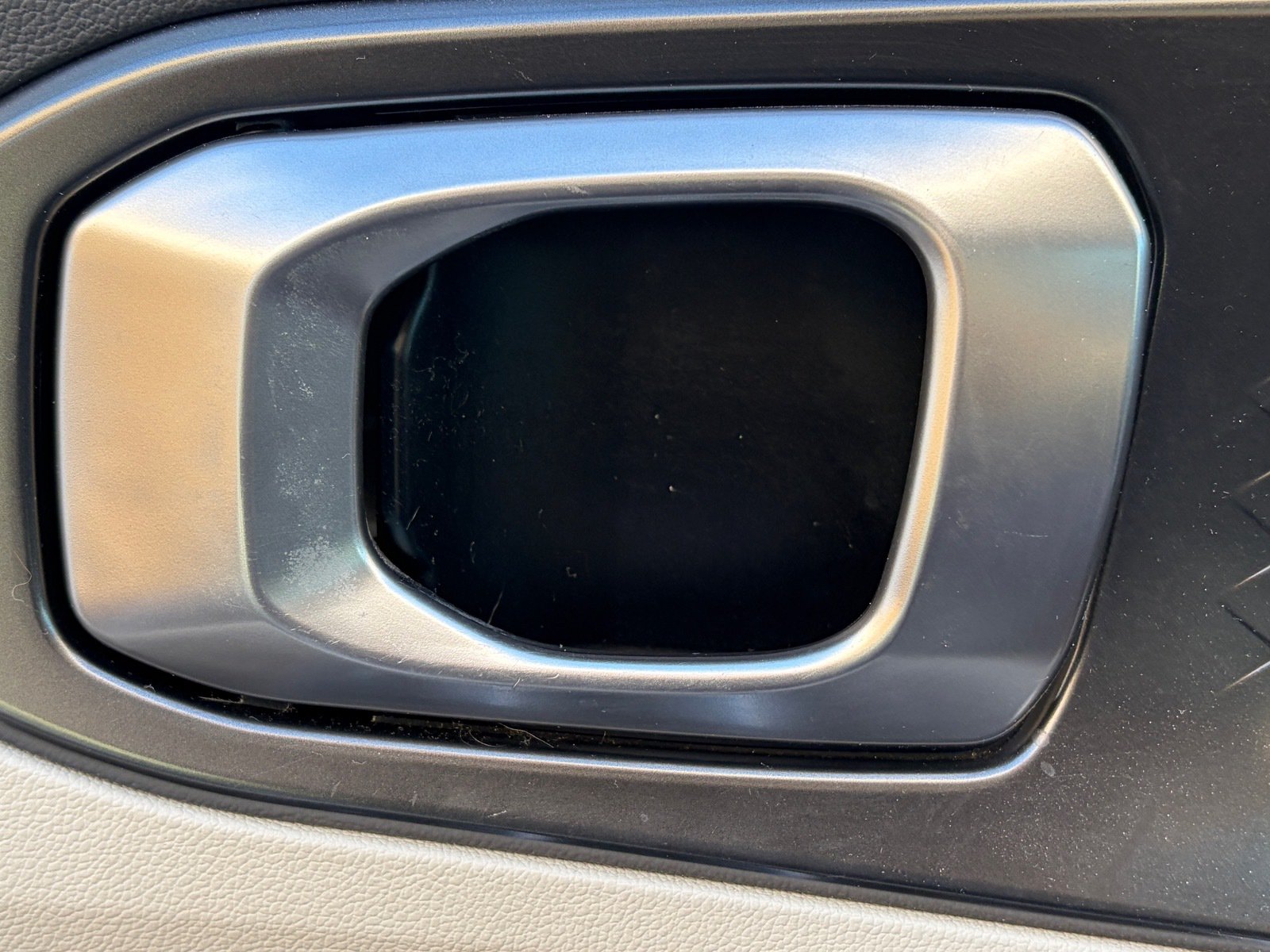 Certified 2022 Kia Sorento S FWD image 8