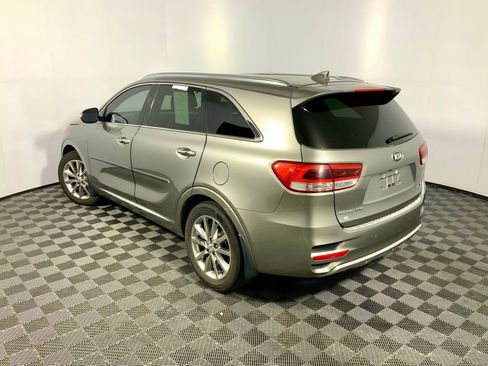 Used 2017 Kia Sorento SX image 12