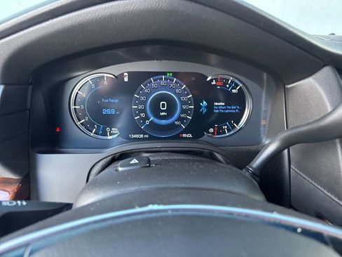 Used 2017 Cadillac Escalade Premium Luxury image 14