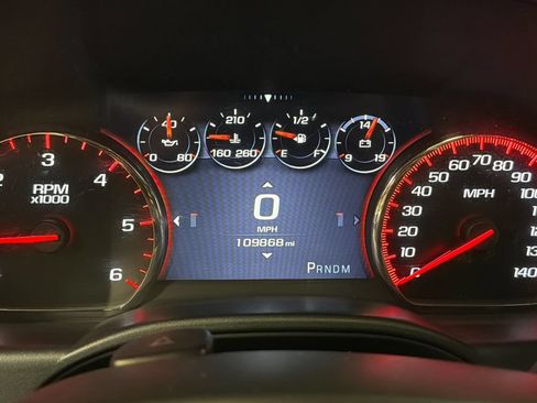 Used 2016 GMC Sierra 1500 Denali w/ Enhanced Driver Alert Package AWD/4WD image 19