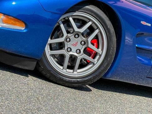 Used 2002 Chevrolet Corvette Z06 w/ Memory Pkg RWD image 5