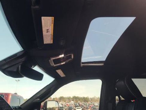 Used 2020 RAM 2500 Limited image 9