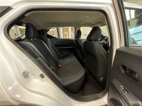 Used 2022 Nissan Kicks S image 23