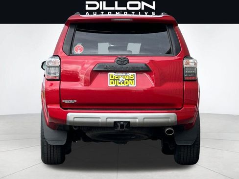 Used 2021 Toyota 4Runner TRD Off-Road Premium w/ Moonroof Package AWD/4WD image 5